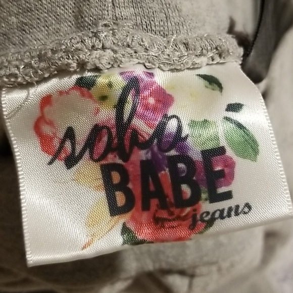 Sweatpants - Picture 3 of 4